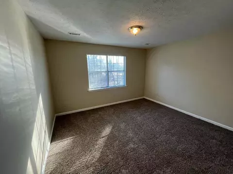 957 Poplar Springs Rd, Riverdale, GA 30274