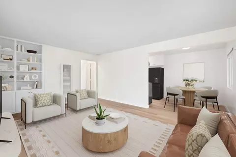 121 E Bay St, Costa Mesa, CA 92627