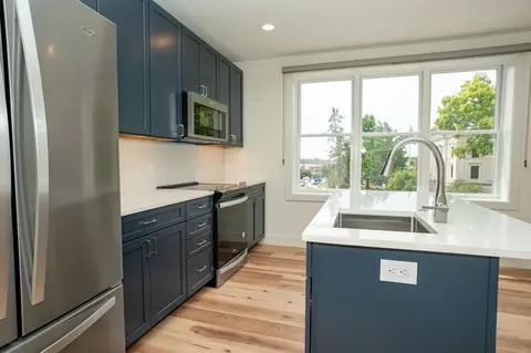 102 W 6th St, Bloomington, IN 47404