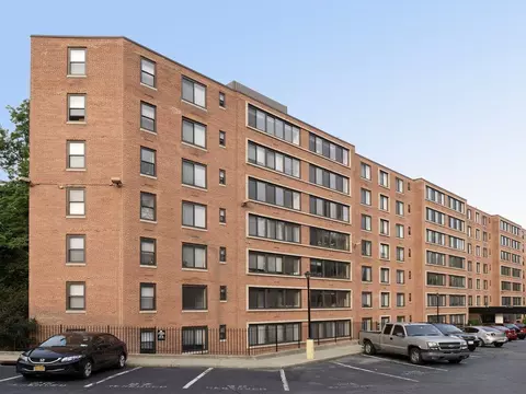 3850 Tunlaw Rd NW, Washington, DC 20007 photo 21