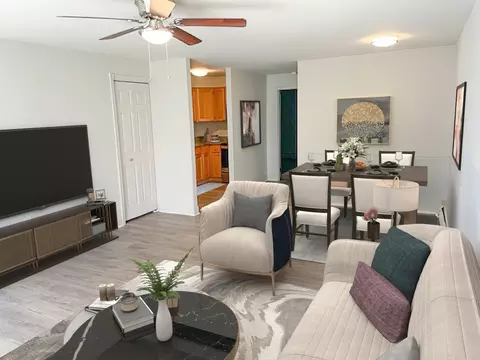3401 Bristol Oxford Valley Rd, Levittown, PA 19057