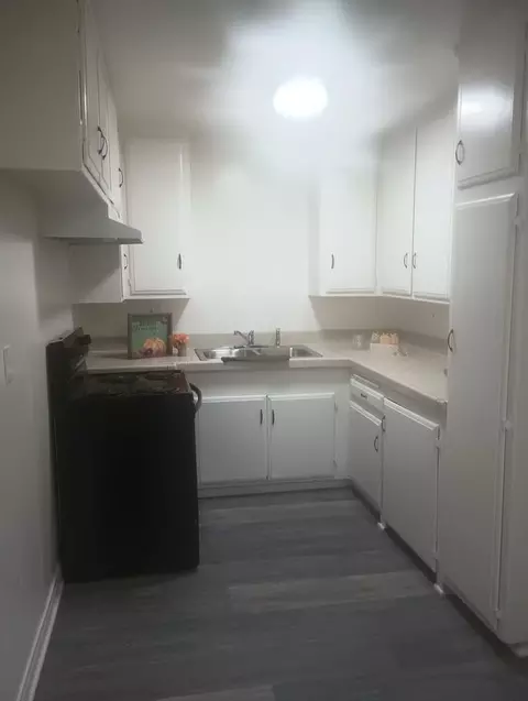 508 S Victoria Ave, Corona, CA 92879