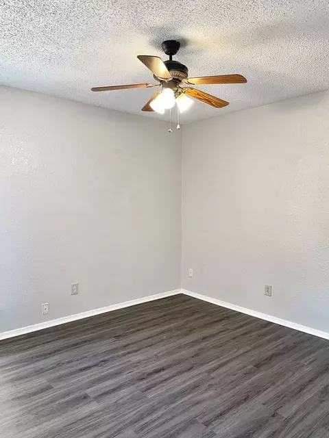 241216 Windy Pine Ln, Arlington, TX 76015 photo 8