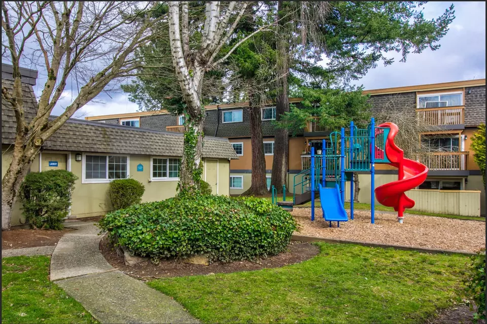  20427 68th Ave W, Lynnwood, WA 98036 photo 6