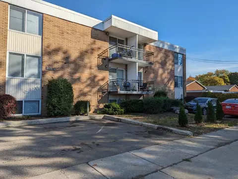1615 Nottingham Ave, Kalamazoo, MI 49001