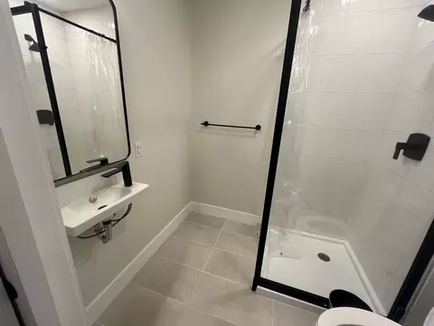 1415 17th St NW, Washington, DC 20036 photo 8