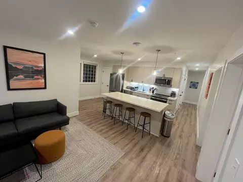1415 17th St NW, Washington, DC 20036 photo 2