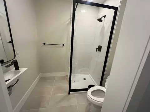 1415 17th St NW, Washington, DC 20036 photo 6