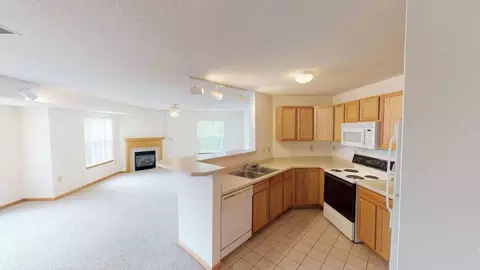 8002 Starr Grass Dr, Madison, WI 53719