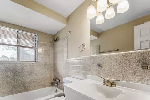 24563 Kelly Rd, Eastpointe, MI 48021 photo 15