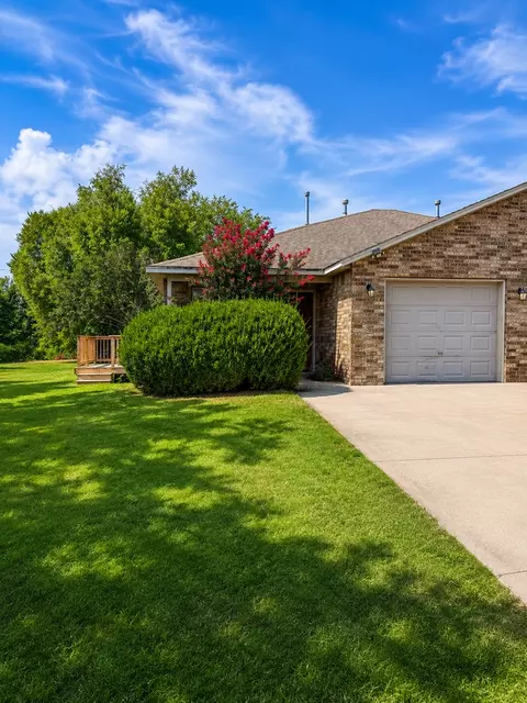 Sage St, Springdale, AR 72764