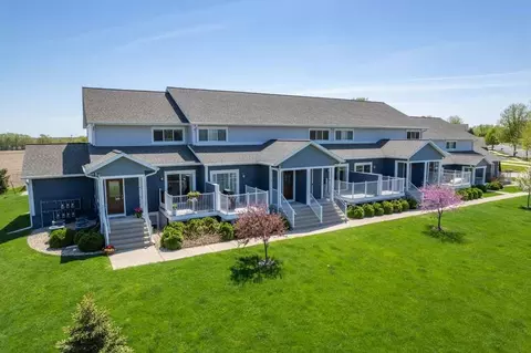 2301 Lincoln Ave, Stoughton, WI 53589
