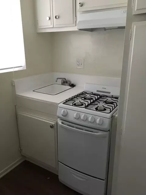 9040 Burke St, Pico Rivera, CA 90660