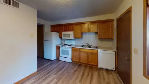 263 Hyland Ave, Ames, IA 50014