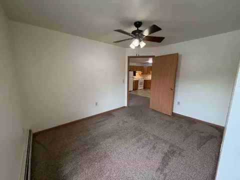 313 323 James St #313-313, Slinger, WI 53086 photo 18