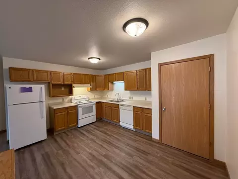 313 323 James St #313-313, Slinger, WI 53086 photo 5