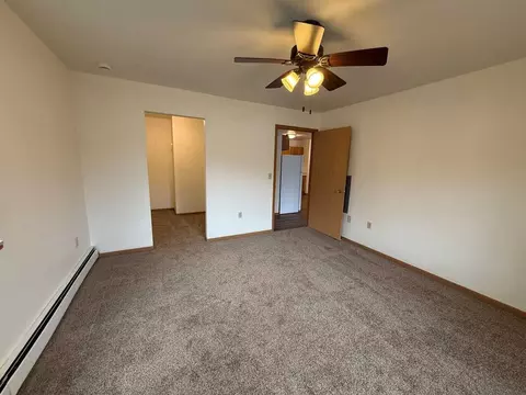 313 323 James St #313-313, Slinger, WI 53086 photo 8