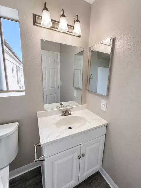 1960 E Grand Ave, Escondido, CA 92027 photo 38