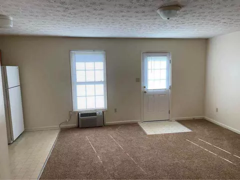 201 Aqueduct Dr, Richmond, KY 40475 photo 2