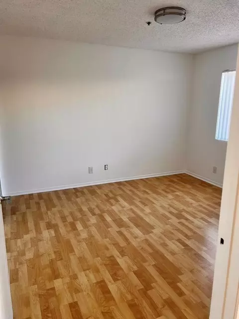 521 S Manhattan Pl, Los Angeles, CA 90020 photo 24