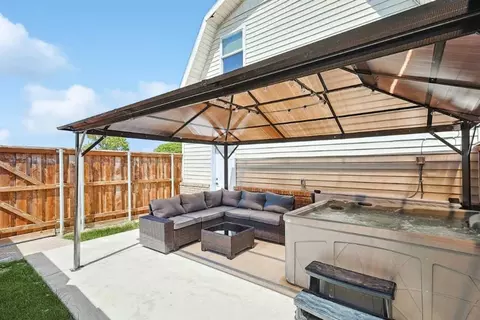 3322 Darby Ln, Denton, TX 76207
