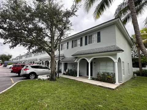 Colonial Palms Way, West Palm Beach, FL 33406