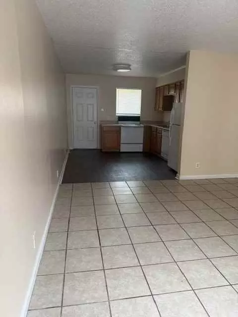 3710 Pine St, Texarkana, TX 75503