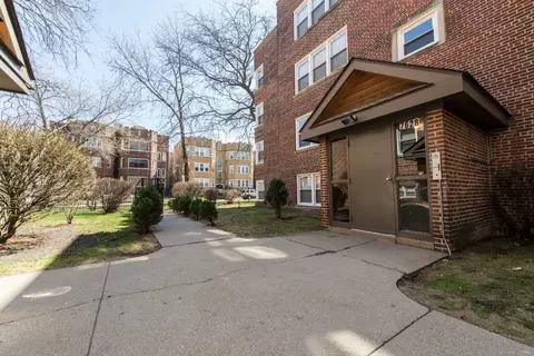 7624 S Kingston Ave, Chicago, IL 60649