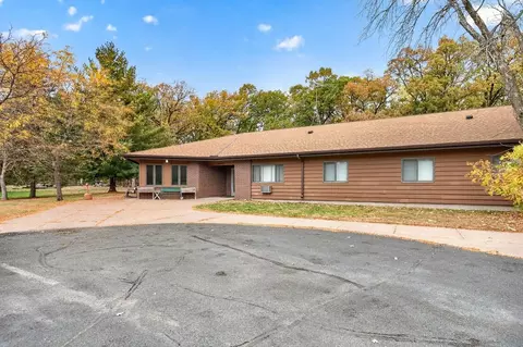 6188 Pecan St, North Branch, MN 55056
