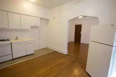 5474 S Hyde Park Blvd, Chicago, IL 60615