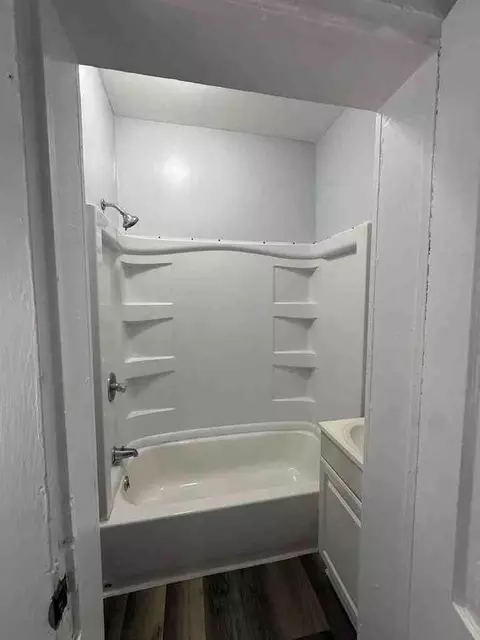 140 E 5th St Units 1-3, Jacksonville, FL 32206