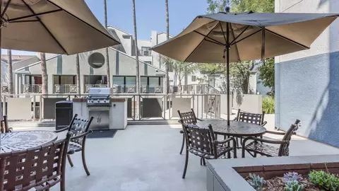 201 W Fairview Ave, Glendale, CA 91202 photo 28