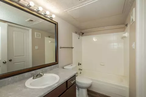 812 Brown Blvd, Arlington, TX 76011 photo 23