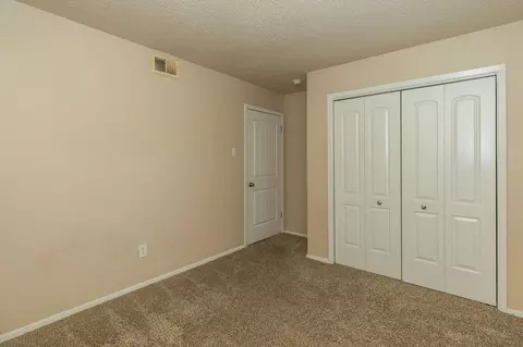 812 Brown Blvd, Arlington, TX 76011 photo 28