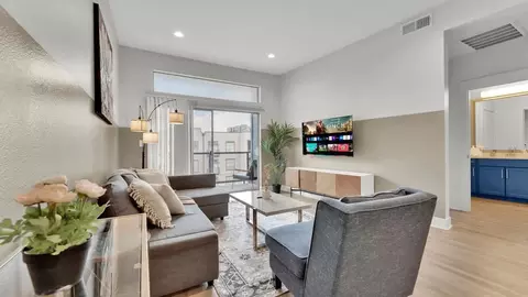 2901 Indiana Blvd, Dallas, TX 75226