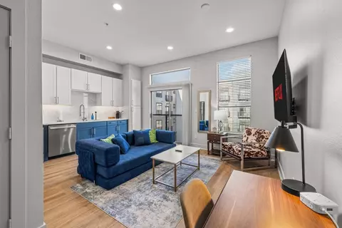 2901 Indiana Blvd, Dallas, TX 75226