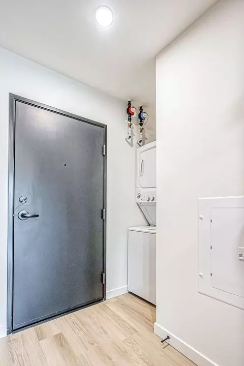 4015 Stone Way N, Seattle, WA 98103 photo 6