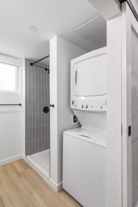 4015 Stone Way N, Seattle, WA 98103 photo 29