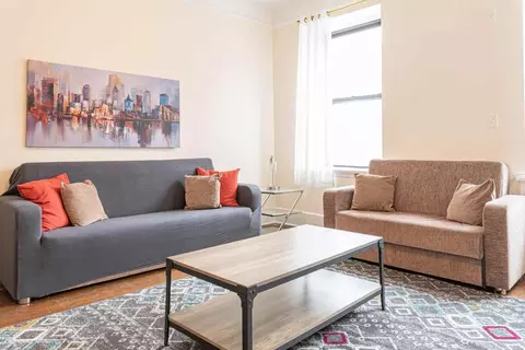 W 46th St, New York, NY 10036
