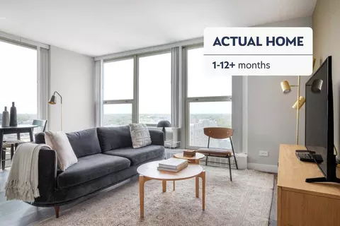 5600 N Sheridan Rd, Chicago, IL 60660