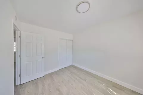 11960 133rd Ave, Ridgecrest, FL 33778