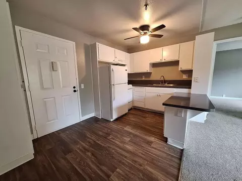 2848 Jefferson St, Carlsbad, CA 92008