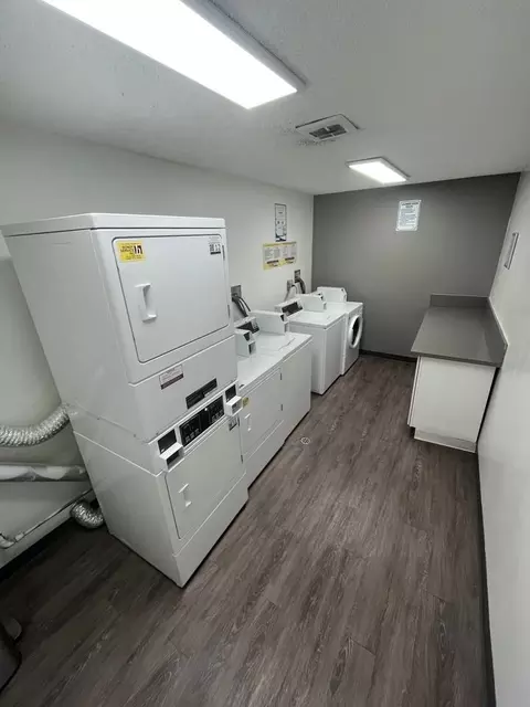4200 Harbor Blvd, Oxnard, CA 93035 photo 15