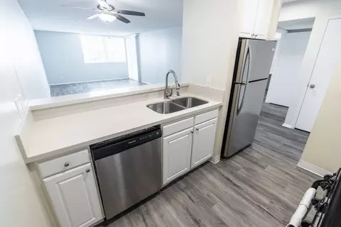 4200 Harbor Blvd, Oxnard, CA 93035 photo 16