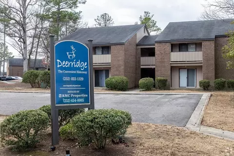 100 Hunter Hill Rd, Tarboro, NC 27886