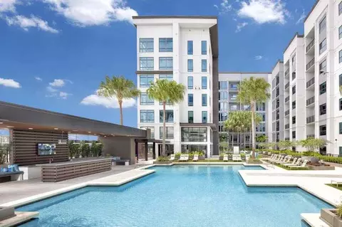 520 E Church St, Orlando, FL 32801 photo 2