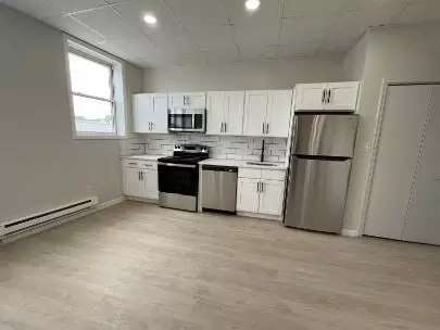 296 Wyoming Ave, Wyoming, PA 18644