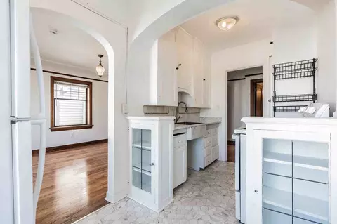 315 Summit Ave E, Seattle, WA 98102