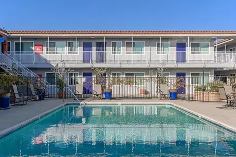 13607 Cordary Ave, Hawthorne, CA 90250