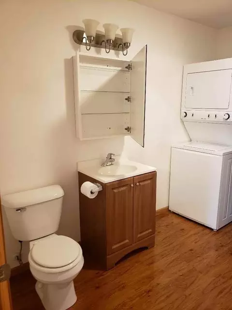 1875 W Pine St, Baraboo, WI 53913 photo 11